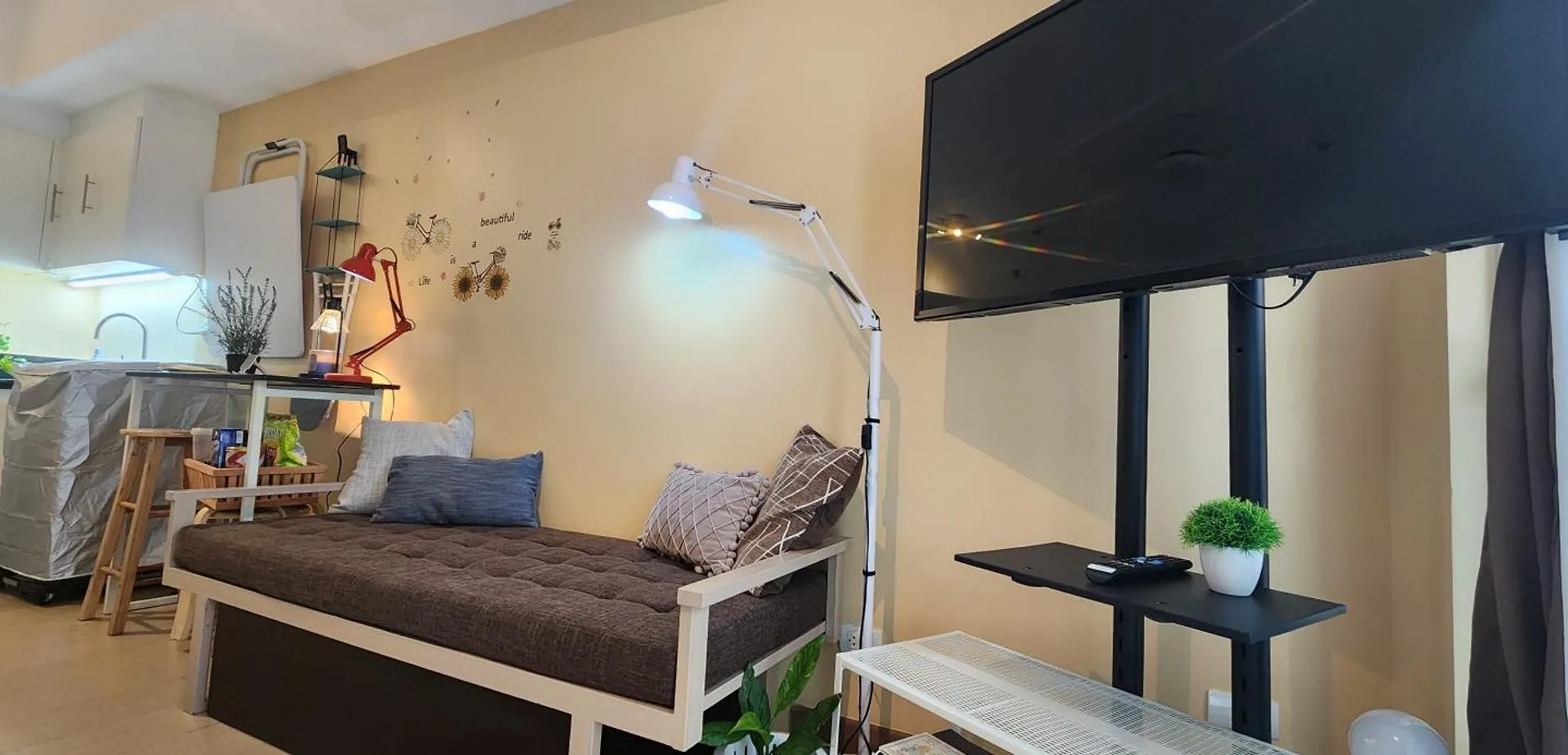 Spacious Cozy Suite At The Venice Mall With Free Parking And Washing Machine (Adults Only) Taguig Apart Otel